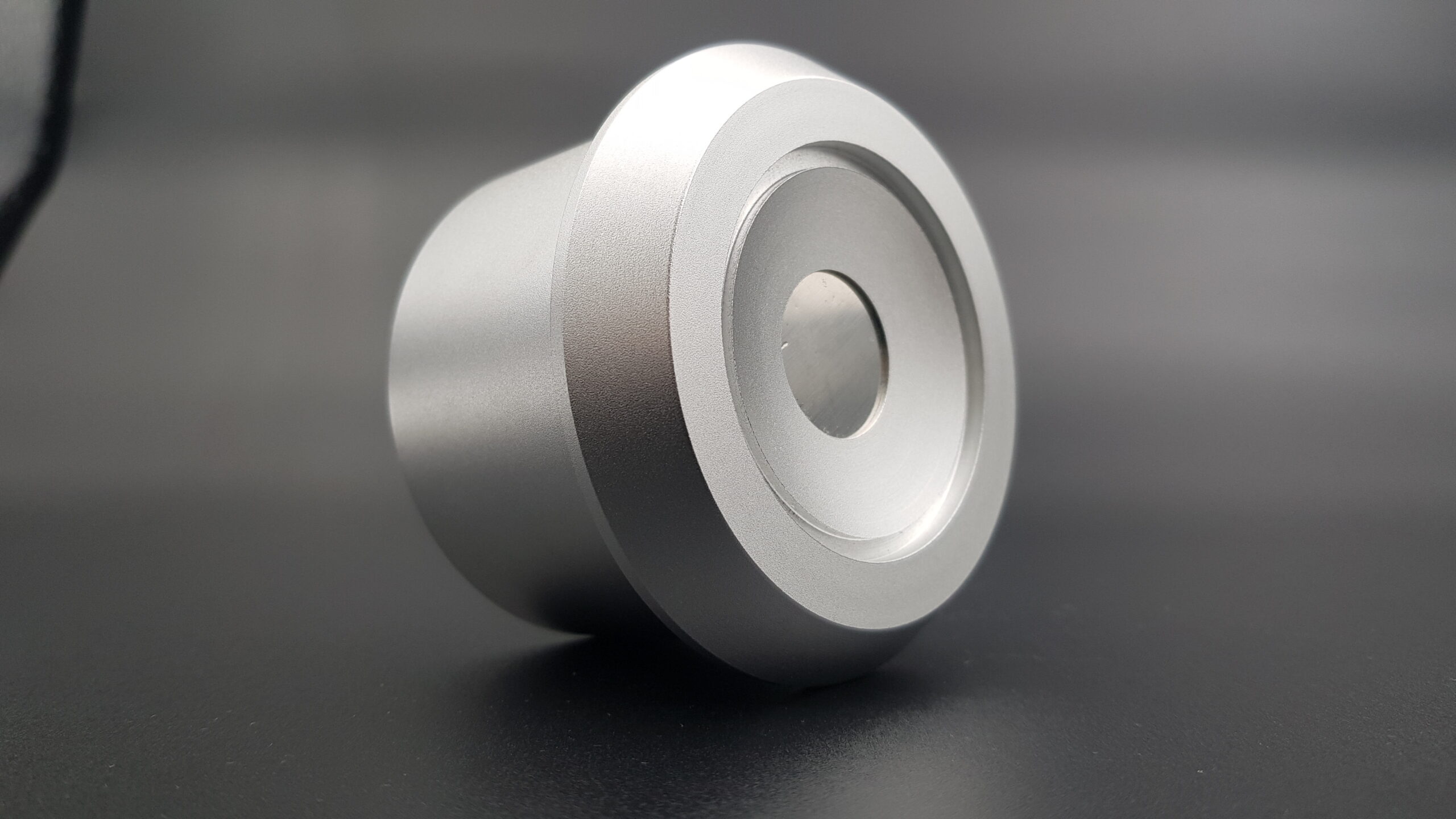 Hyper-Magnet Tag Detacher